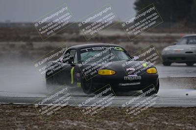 media/Nov-15-2025-CalClub SCCA (Sat) [[7bfa5a7151]]/Race/Group 4/